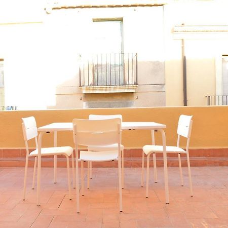 Tarragona Suites Mediona Exterior photo