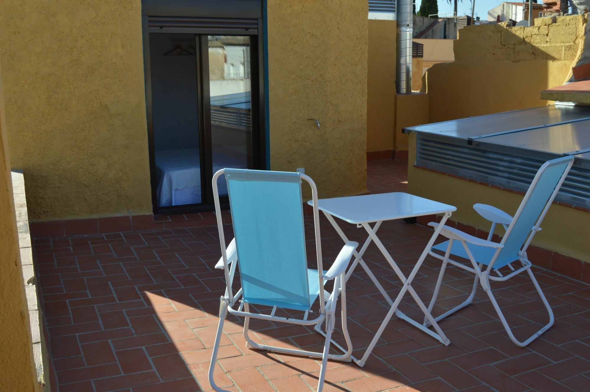 Tarragona Suites Mediona Exterior photo