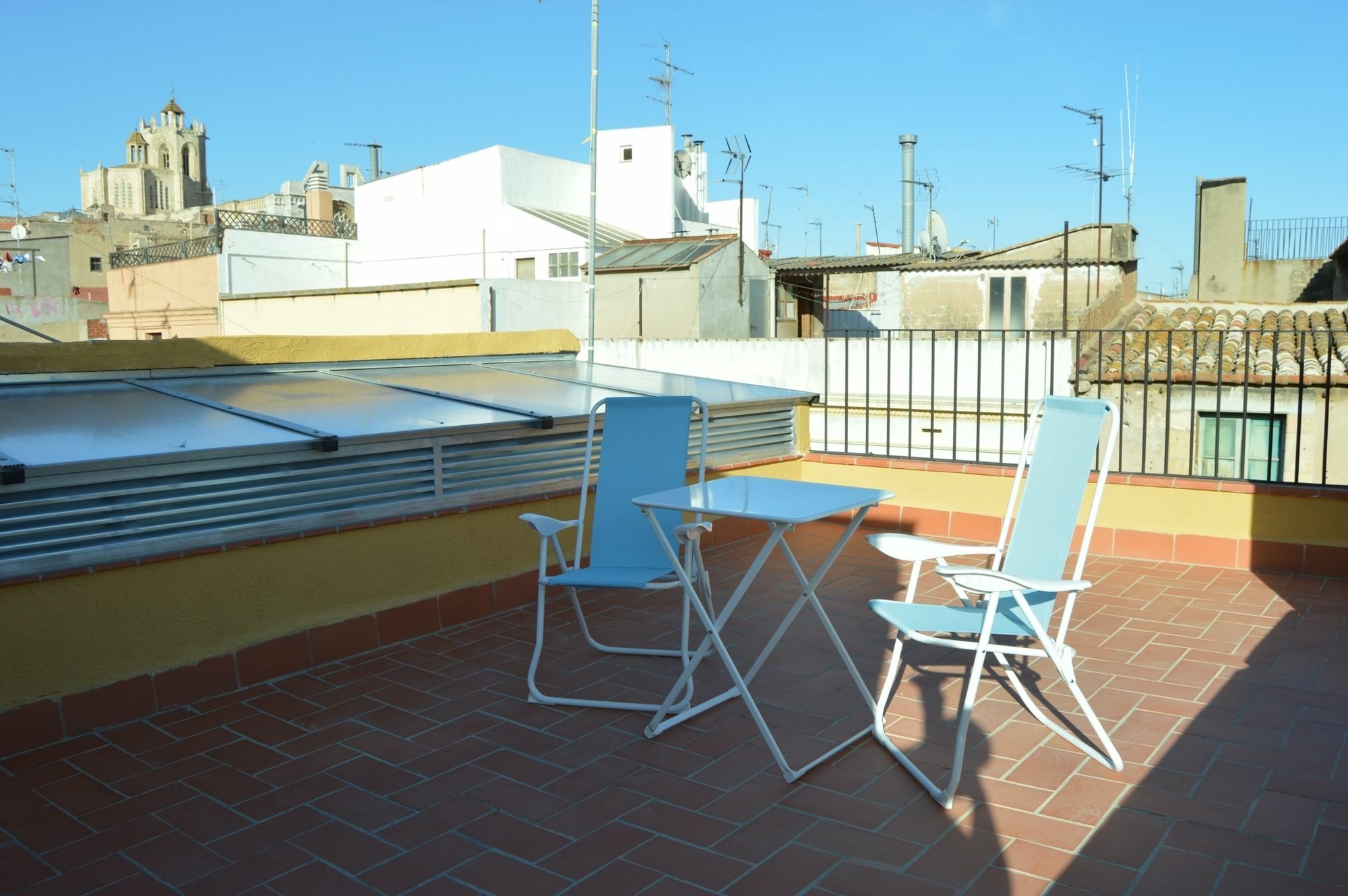Tarragona Suites Mediona Exterior photo